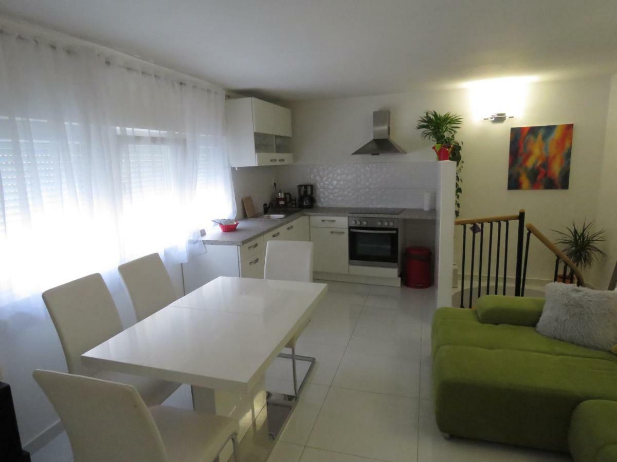 Apartman Crnica Sibenik Exterior photo